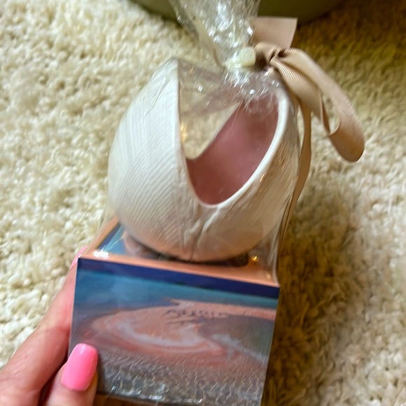 Yankee Candle Pink Sands Sea Shell and 12 Tea Lights - Picture 3 of 15